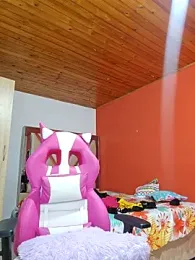 Shermie24 webcam stripchat model stream image