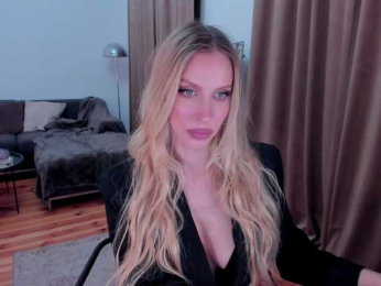 ToxicBlonde webcam model stream image