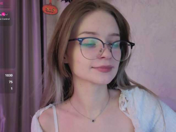 vialeta-baby webcam model stream image