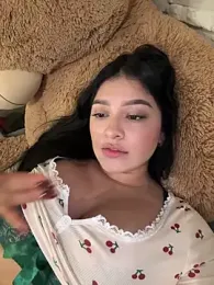 Sarita_1 webcam model stream image