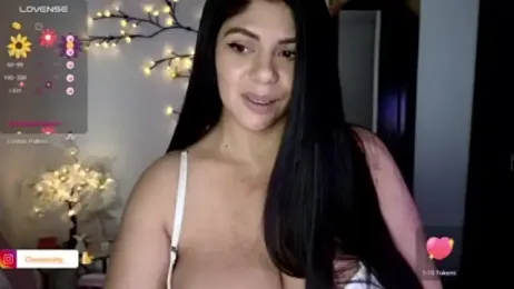 Cloesweety webcam model stream image