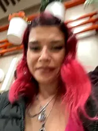 RiriRoseey webcam model stream image