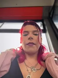 RiriRoseey webcam model stream image