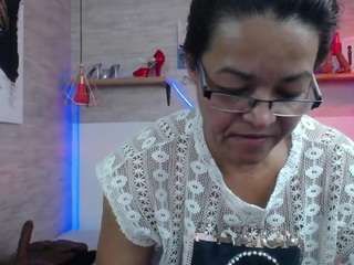 maturepure webcam model stream image