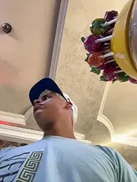 MrLeoLatino webcam model stream image