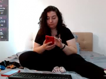 bustyemma webcam model stream image