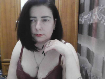 SophieNightAh webcam model stream image