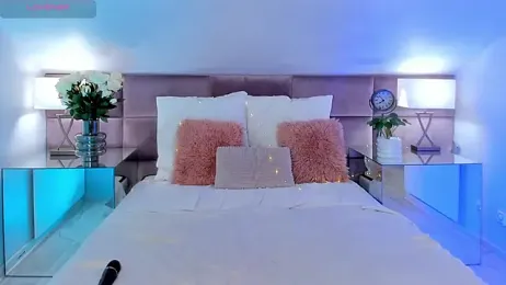 MiaMuse webcam model stream image