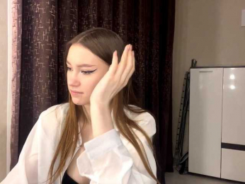 LovestTrisha webcam bongacams model stream image