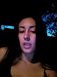 Your_lucky_girl webcam model stream image