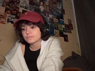 nadinecranson webcam model stream image