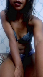 Joelinah webcam model stream image