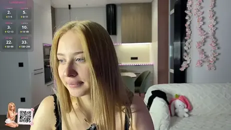 Lumeya_Aura webcam model stream image