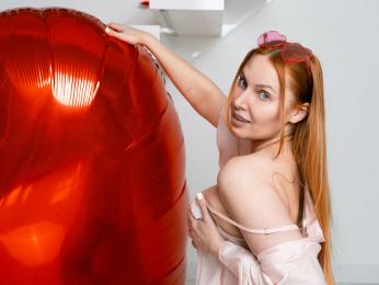 GingerLynx webcam model stream image