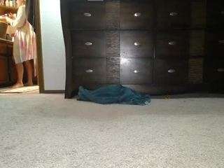 queencakes webcam model stream image