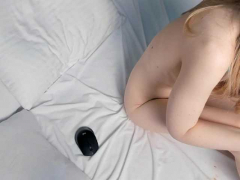 k1ss_me11 webcam model stream image