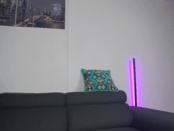 arilass webcam model stream image