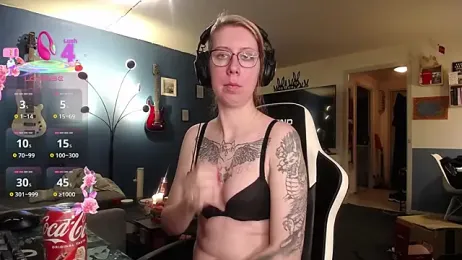 TattooedGirlDK webcam model stream image