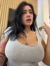 clarachanelricek webcam stripchat model stream image