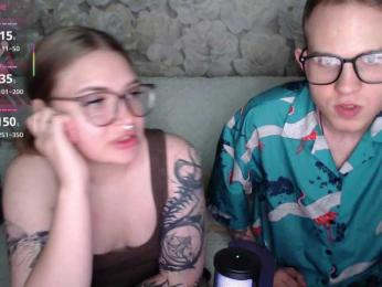 Dressed-To-Undress webcam model stream image