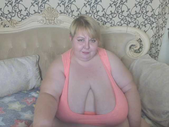TerezaHall webcam model stream image