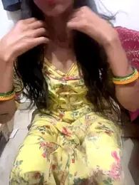 HotRiyacpl webcam model stream image