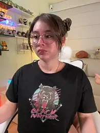 Sharon_07 webcam stripchat model stream image