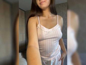 Miss-Vikki webcam bongacams model stream image