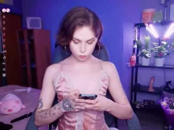 ericaglam webcam model stream image