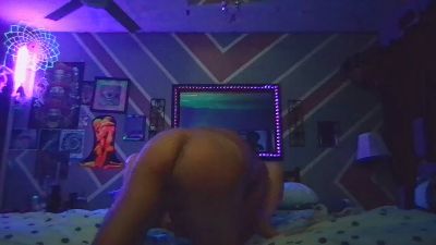 HustleNFlo webcam model stream image