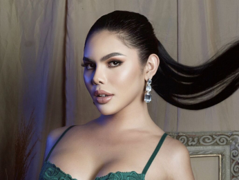 ReignePecania webcam model stream image