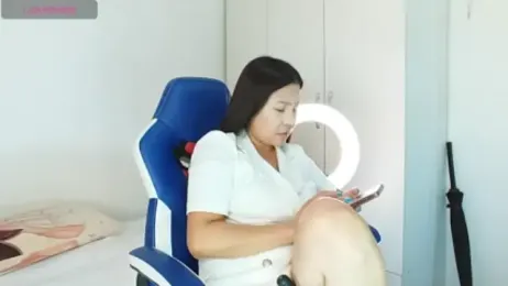 MissValday webcam model stream image