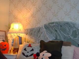 Devious Angell webcam model stream image