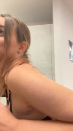 merylu_hot webcam model stream image