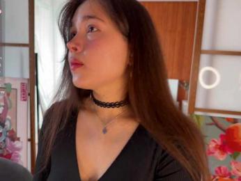 PlumyBun webcam bongacams model stream image