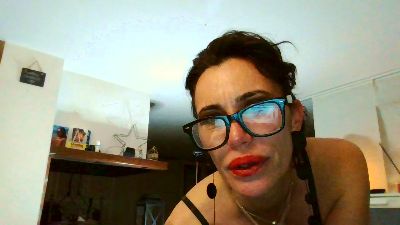 Penele webcam cam4 model stream image