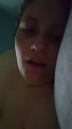 B3lu webcam model stream image