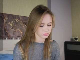 zeldabetter webcam model stream image