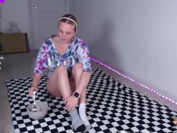 petitebrat chaturbate stream image