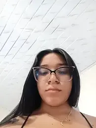 -VICKKY stripchat stream image