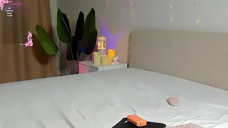 Emmanuelleee stripchat stream image