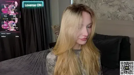 Naughty__Couplles stripchat stream image