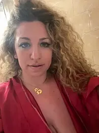 miamellycious stripchat stream image