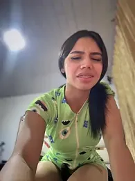 Laura-Khalifa stripchat stream image
