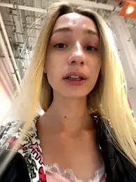 Lia__Love stripchat stream image