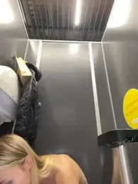 Lia__Love stripchat stream image