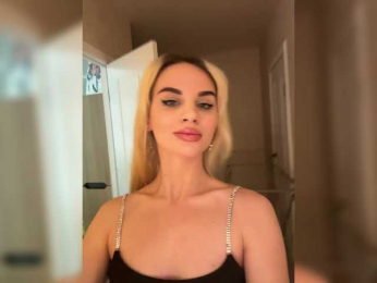 LedyMiya bongacams stream image