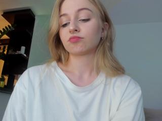 Mia Meowy flirt4free stream image