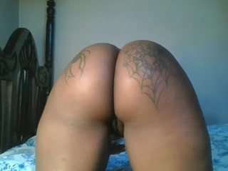 yourthickgyal camsoda stream image