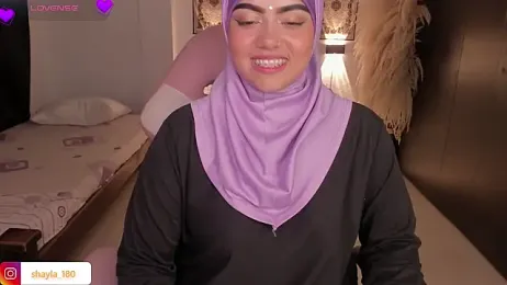 shayla_18 stripchat stream image